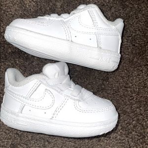 Infant crib shoe
